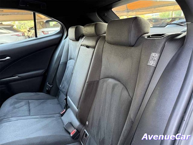 LEXUS UX 250H 2.0 BUSINESS TELECAMERA POST. IV - foto 26