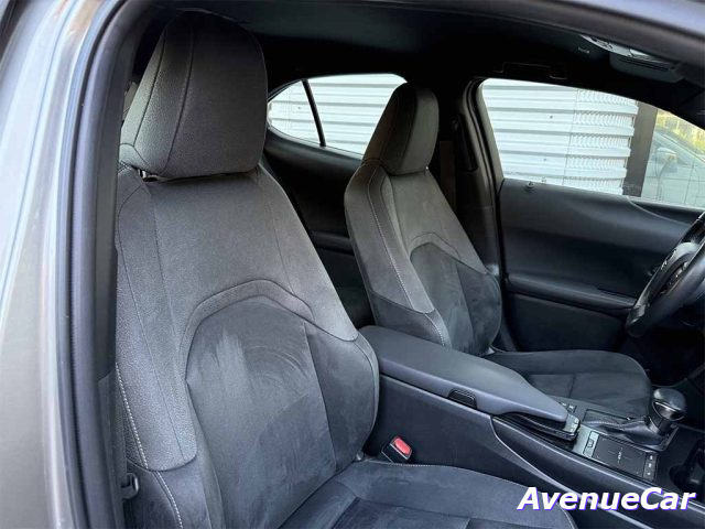 LEXUS UX 250H 2.0 BUSINESS TELECAMERA POST. IV - foto 22