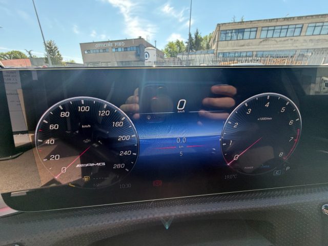 MERCEDES-BENZ A 35 AMG 4MATIC PREMIUM PLUS - foto 11