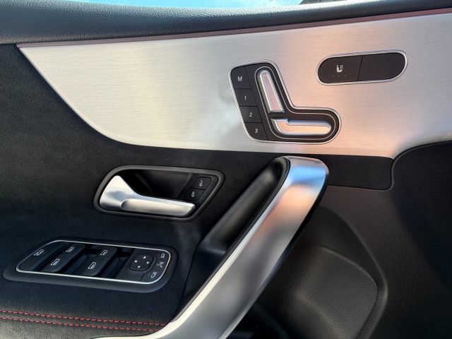 MERCEDES-BENZ A 35 AMG 4MATIC PREMIUM PLUS - foto 14