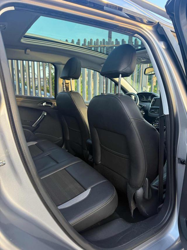 PEUGEOT 2008 1° SERIE 1.6 E-HDI 92 CV STOP&ST - foto 16