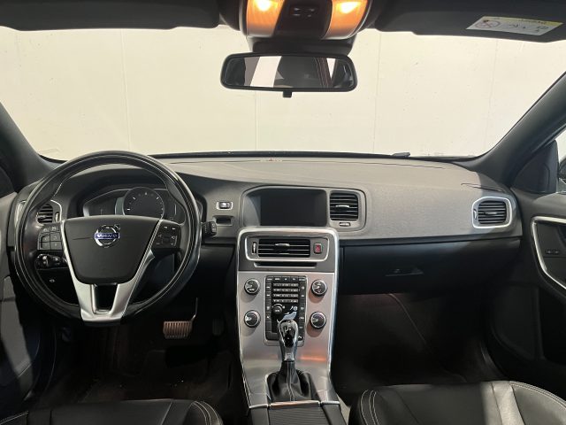 VOLVO V60 2.0 D2 GEARTRONIC DYNAMIC EDITIO - foto 5