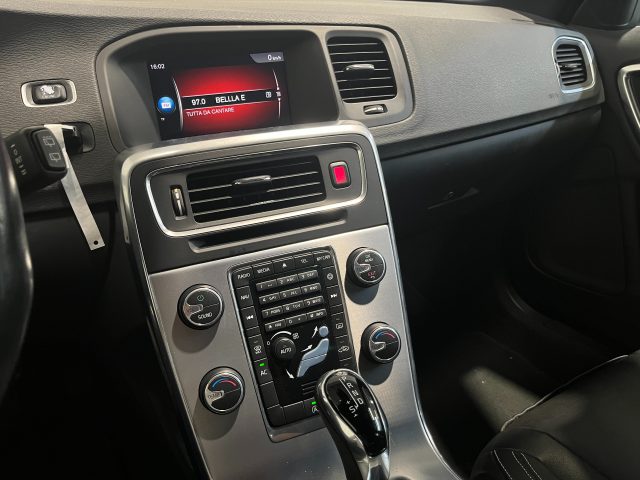 VOLVO V60 2.0 D2 GEARTRONIC DYNAMIC EDITIO - foto 10