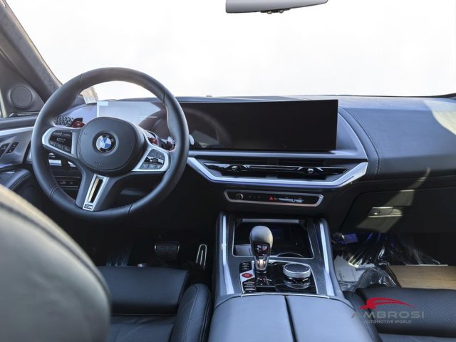 BMW XM 50E - foto 15