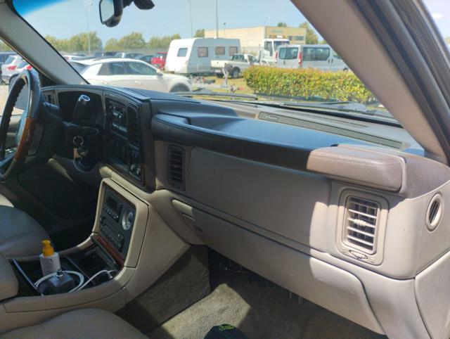 CADILLAC ESCALADE 5200  LUXURY - foto 8