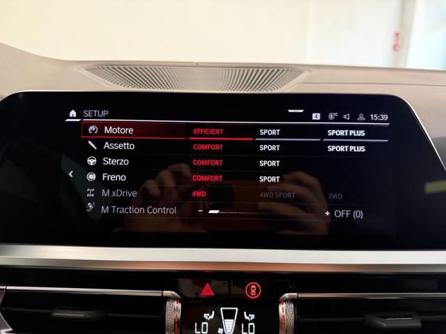 BMW M4 COMPETITION M XDRIVE EDITION 50  - foto 31
