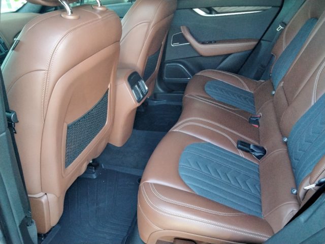 MASERATI LEVANTE V6 AWD GRANSPORT - foto 10