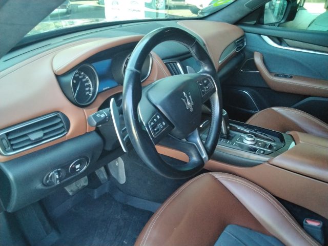 MASERATI LEVANTE V6 AWD GRANSPORT - foto 13