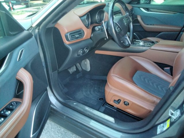 MASERATI LEVANTE V6 AWD GRANSPORT - foto 14