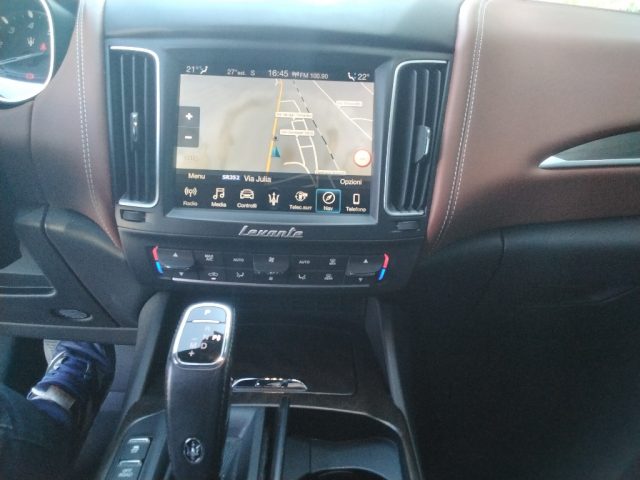 MASERATI LEVANTE V6 AWD GRANSPORT - foto 16