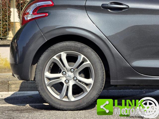 PEUGEOT 208 ALLURE 82 CV - foto 21