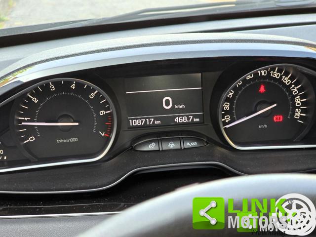 PEUGEOT 208 ALLURE 82 CV - foto 11