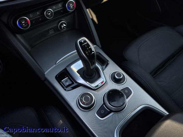 ALFA ROMEO STELVIO 2.2 TURBODIESEL 210 CV AT8 Q4 VE - foto 15