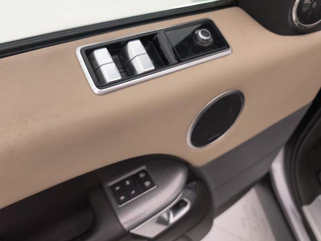LAND ROVER RANGE ROVER 3.0D I6 MHEV HSE DYNAMIC 249CV A - foto 21