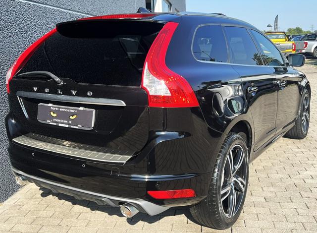 VOLVO XC60 D4 GEARTRONIC R-DESIGN - foto 12