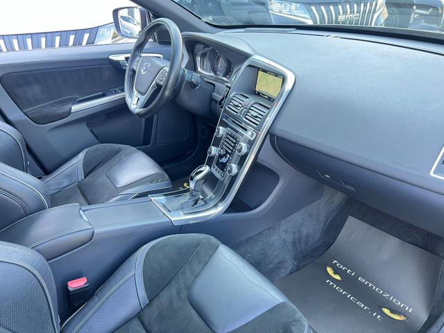VOLVO XC60 D4 GEARTRONIC R-DESIGN - foto 29