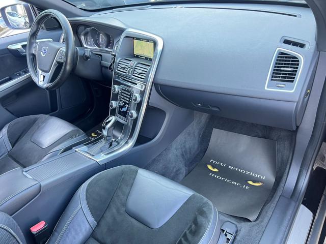 VOLVO XC60 D4 GEARTRONIC R-DESIGN - foto 28