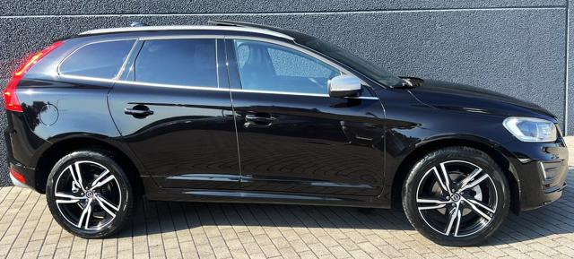 VOLVO XC60 D4 GEARTRONIC R-DESIGN - foto 9