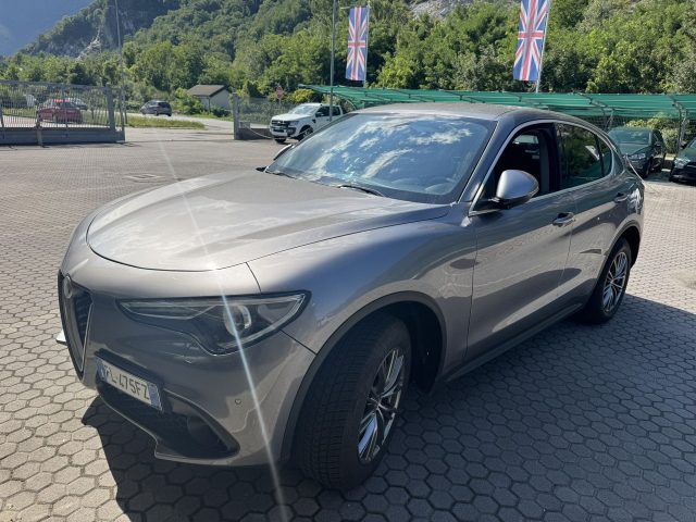 ALFA ROMEO Stelvio Grigio metallizzato