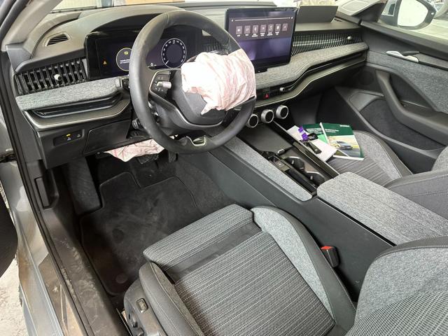SKODA SUPERB 2.0 TDI DSG WAGON STYLE - foto 12