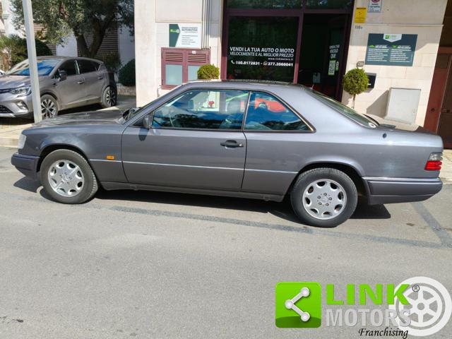 MERCEDES-BENZ E 200 CAT COUPÉ - foto 32