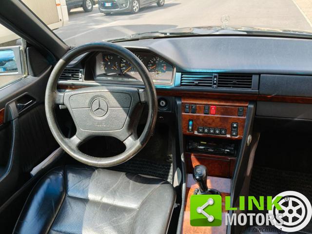MERCEDES-BENZ E 200 CAT COUPÉ - foto 14