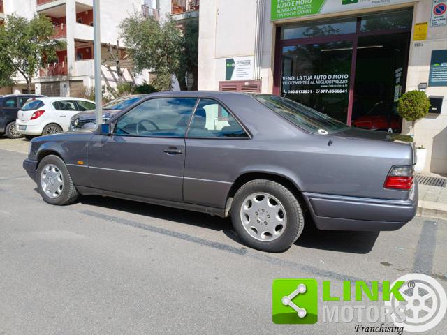 MERCEDES-BENZ E 200 CAT COUPÉ - foto 30