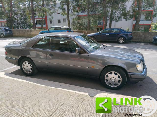 MERCEDES-BENZ E 200 CAT COUPÉ - foto 22