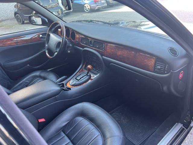 JAGUAR XJ 4.0 CAT EXECUTIVEV8 - foto 14