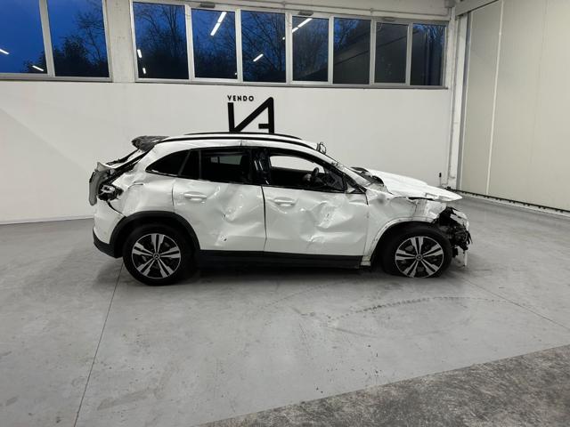 MERCEDES-BENZ GLA 200 EXECUTIVE - foto 8