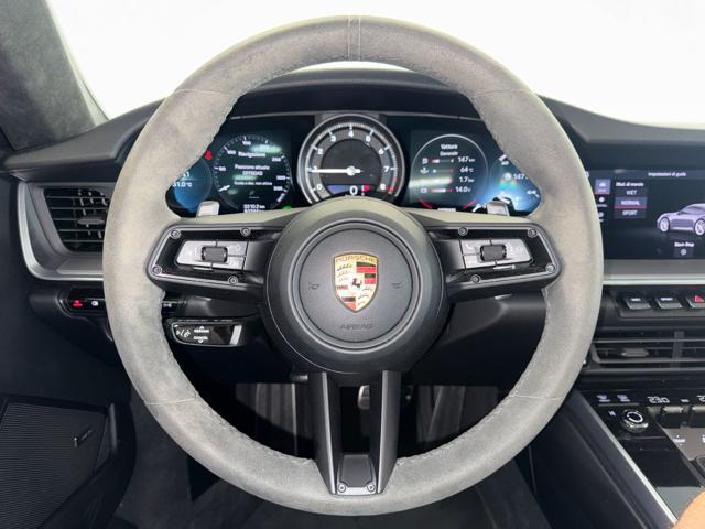 PORSCHE 911 CARRERA 4 - foto 11