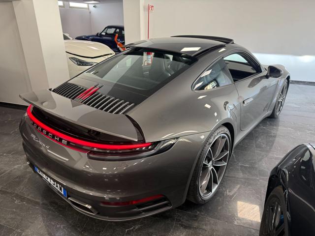PORSCHE 911 CARRERA 4 - foto 6