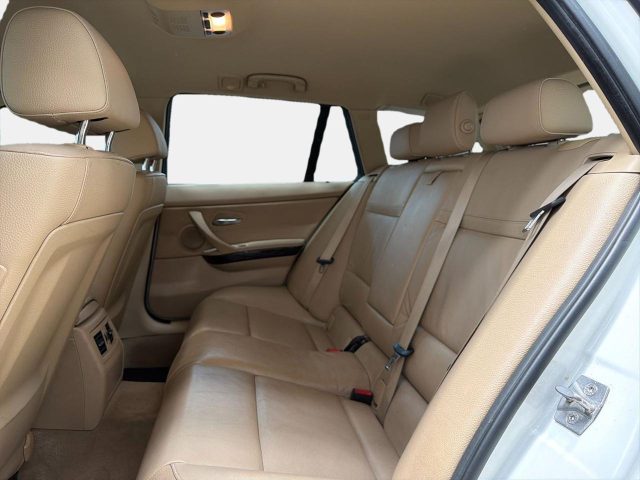 BMW 320 D CAT XDRIVE TOURING FUTURA - foto 13
