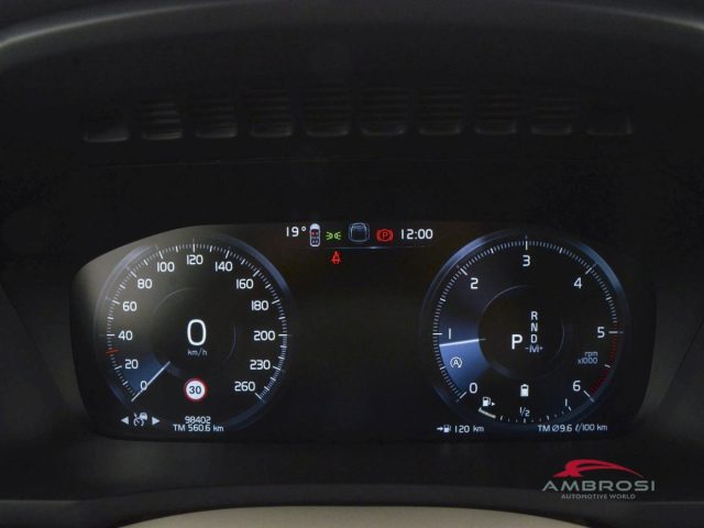 VOLVO XC90 B5 (D) AWD GEARTRONIC 7 POSTI IN - foto 15