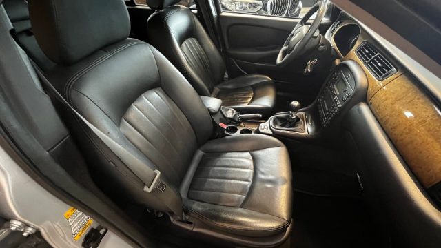 JAGUAR X-TYPE 2.0D CAT WAGON EXECUTIVE NON FUN - foto 7