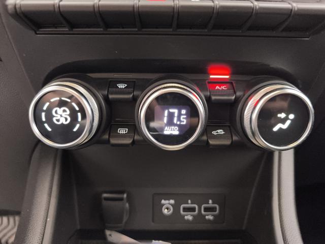 RENAULT CAPTUR 1.6 E-TECH HYBRID TECHNO FAST TR - foto 18