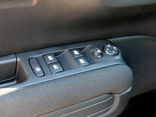 CITROEN C3 AIRCROSS 1.5HDI SHINE AUT NAV LED UNIPRO  - foto 18