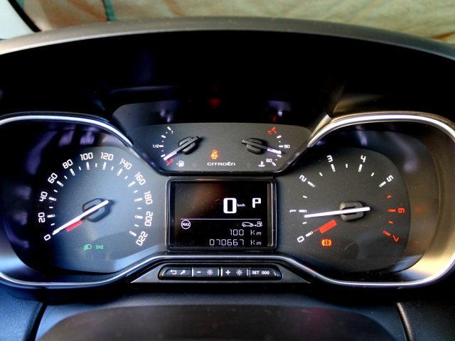 CITROEN C3 AIRCROSS 1.5HDI SHINE AUT NAV LED UNIPRO  - foto 21