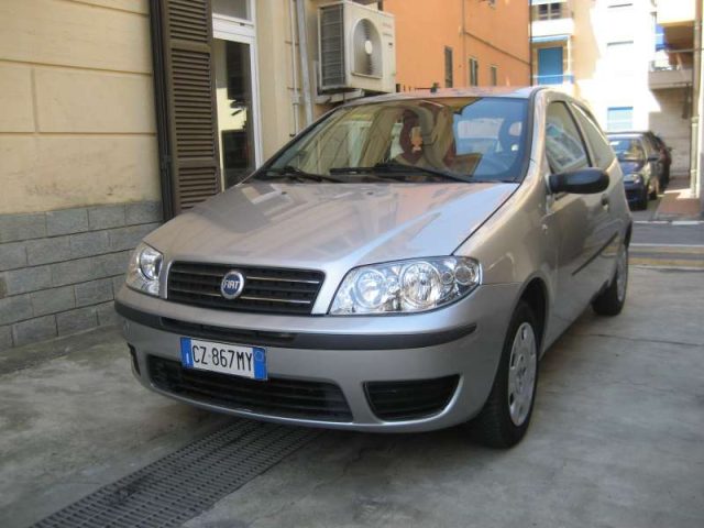 FIAT PUNTO 1.2 3 PORTE ACTIVE - foto 3