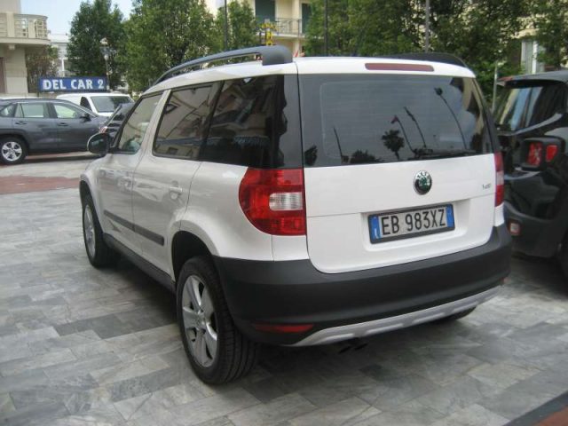 SKODA YETI 1.2 TSI ADVENTURE - foto 5