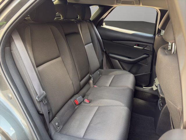 MAZDA CX-30 2.0 M-HYBRID EXECUTIVE APPEARANC - foto 17
