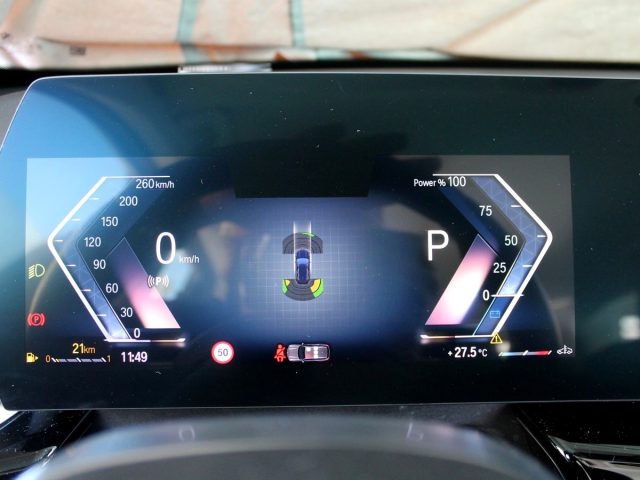 BMW X1 18I X-LINE EDITION ESSENCE AUT U - foto 23