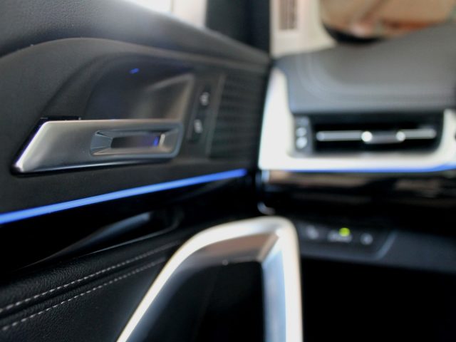 BMW X1 18I X-LINE EDITION ESSENCE AUT U - foto 35