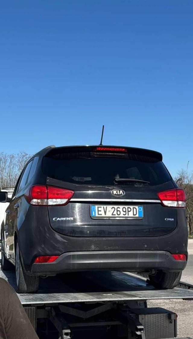 OPEL INSIGNIA OPEL INSIGNIA + KIA KARENS - foto 6