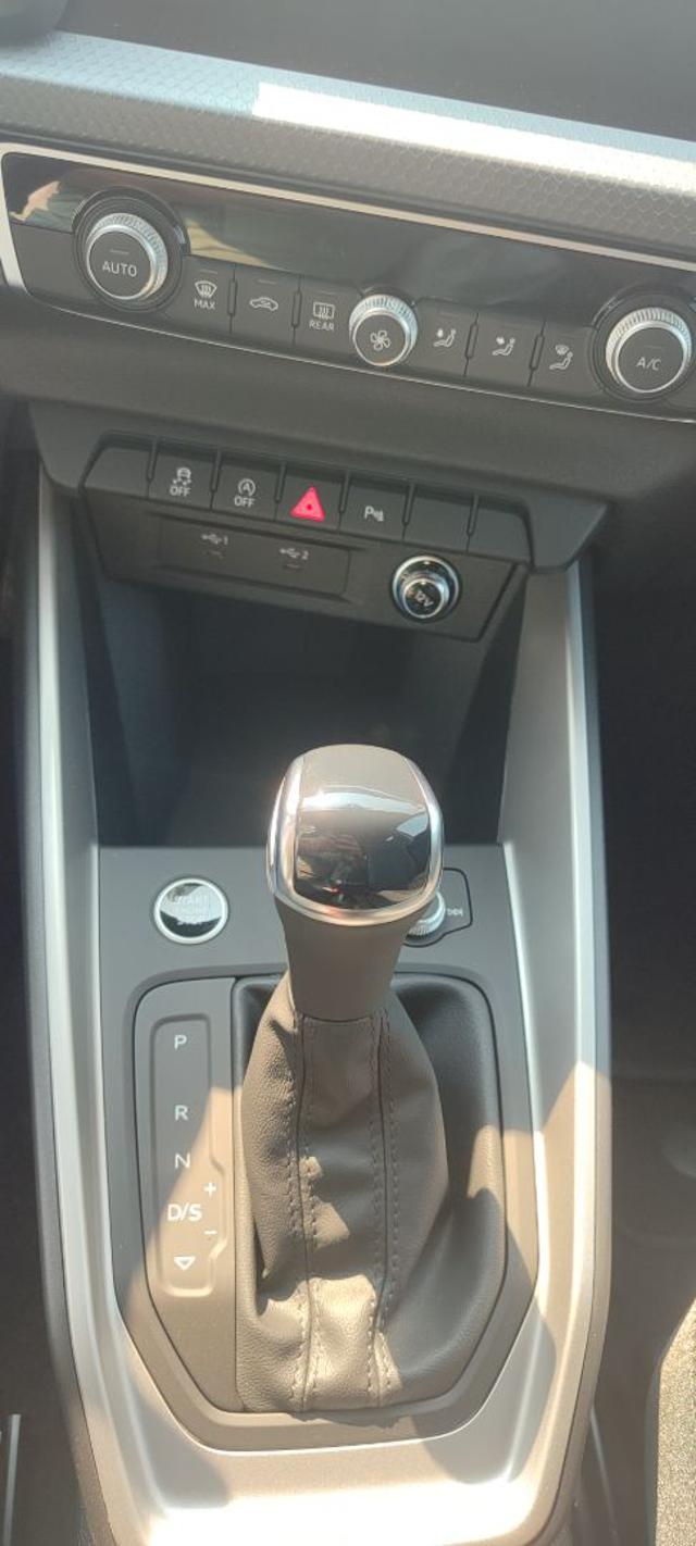 AUDI A1 SPB 30 TFSI S TRONIC S LINE EDIT - foto 10