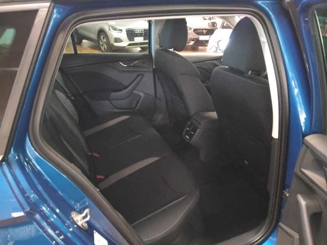 SKODA KAMIQ 1.0 TSI 115 CV DSG BLACK DOTS VI - foto 12