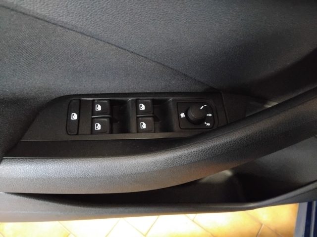 SKODA KAMIQ 1.0 TSI 115 CV DSG BLACK DOTS VI - foto 18