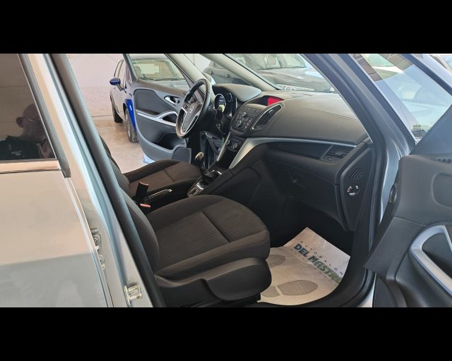 OPEL ZAFIRA TOURER 1.6 T ECOM 150CV COSMO - foto 11