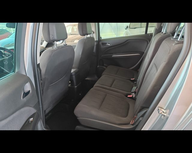 OPEL ZAFIRA TOURER 1.6 T ECOM 150CV COSMO - foto 12
