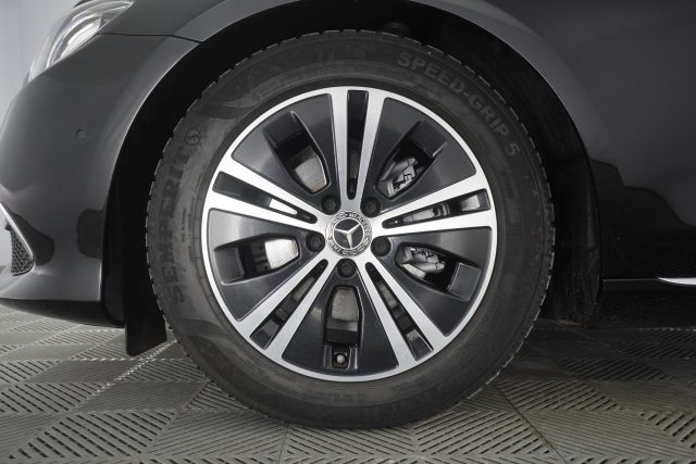 MERCEDES-BENZ CLA SSE E E 200D S.W. AUTO BUSINESS  - foto 8